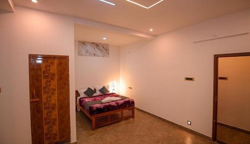 King Room with Mountain View