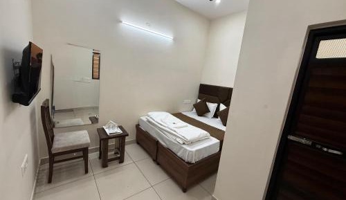 Budget Double Room