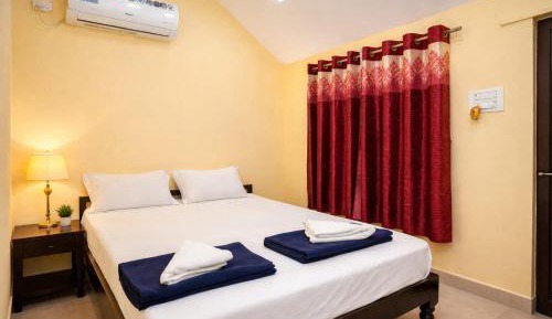 Deluxe Double Room (2 Adults + 1 Child)