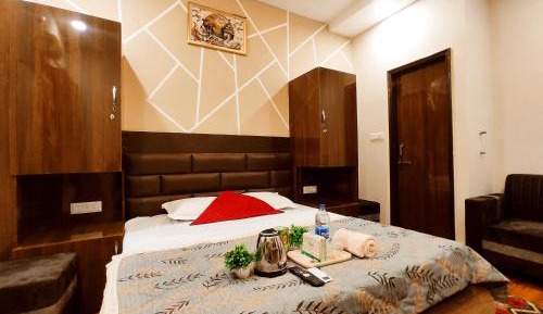 Double Room with Private Bathroom