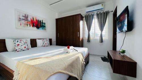 Premier One-Bedroom Apartment