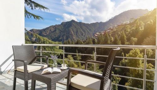 Family Room with Balcony - View of Valleys and Mountains