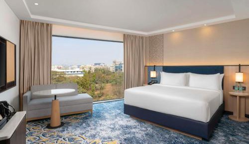 Deluxe King Room with City View with 50% discount on Buffet Dining, 15% discount on laundry , 20% discount on à la carte and Happy Hours 1+1 offer on select beverages from 4pm to 8pm