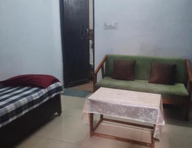 Deluxe Double Room (2 Adults + 1 Child)