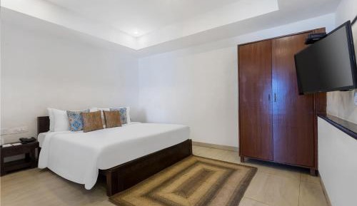 Sea View Premium Room - 15% Discount on Food & Beverages (Not Applicable on Room Service)