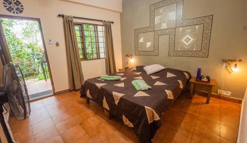 Standard Double or Twin Room with Garden View