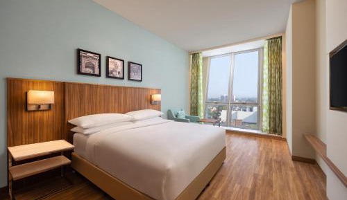 King Studio Suite, 20% Discount on Food & Soft Beverages and Laundry 