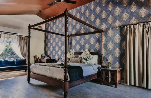 Talala Hotel | GIR LION SAFARI CAMP