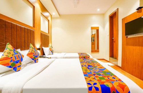 Marol Hotel | Fabhotel Azure