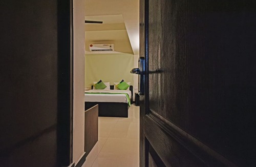 Thoraipakkam Hotel | Treebo Samhaar Residency Thoraipakkam