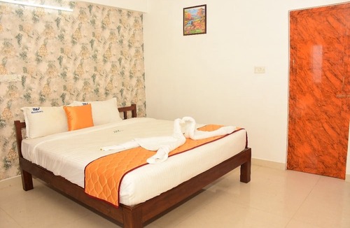 Kalapettai Hotel | TNV Residency