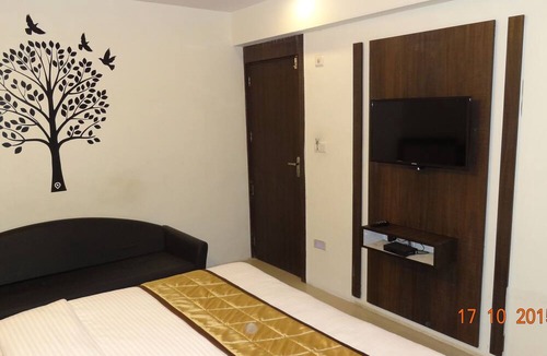 Thaltej House | Hotel Long Stay