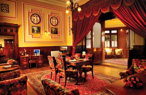 West Mere Hotel | WelcomHeritage Fernhills Royal Palace
