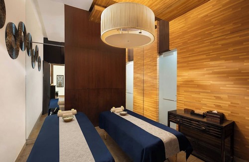 Sushant Lok Hotel | Courtyard by Marriott Gurugram Downtown
