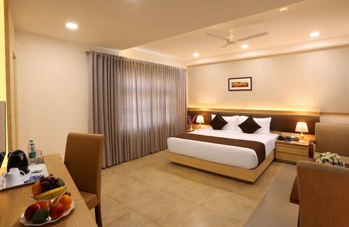 Aluva Hotel | Flora Charishma Residency Aluva