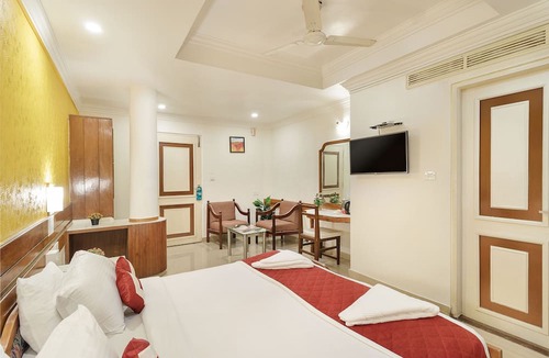 Shanthala Nagar Hotel | Octave Church Inn