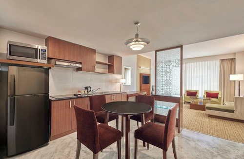 Clover Park Hotel | Four Points by Sheraton Hotel & Serviced Apartments, Pune