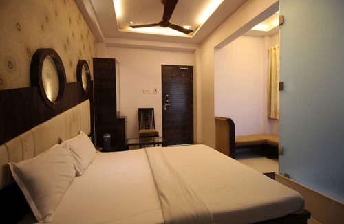 Vashi Hotel | Hotel Navi Mumbai