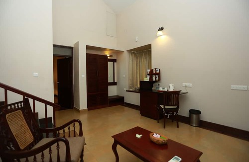 Vazhayil Hotel | Greenwoods Thekkady - A Five Star Classified Resort