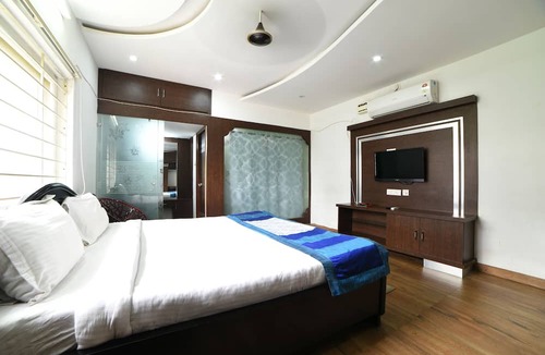 HITEC City House | Hitech Shilparamam Guest House