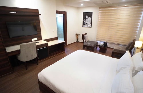Puttaparthi Hotel | Sai Maa Hotel and Residency