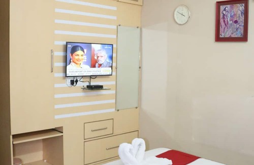 Railway New Colony Hotel | Hotel Akshaya