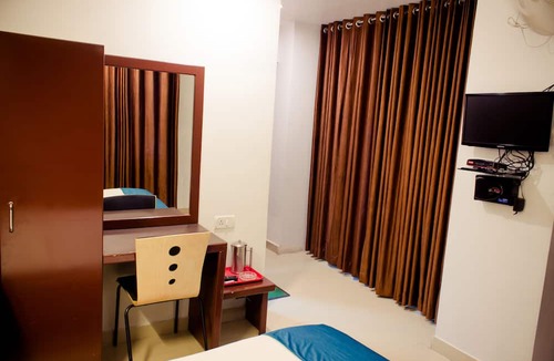 Bangalore City Center Hotel | The Signature Inn Hotel