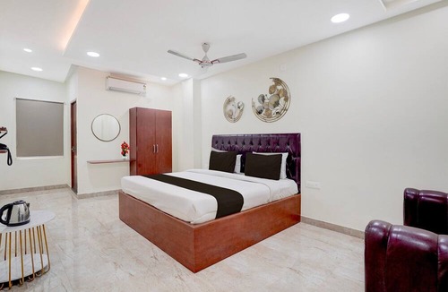 Nellore House | Deluxe The Paradise Guest Inn