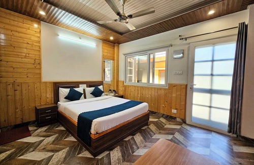 Kandaghat Hotel | Seven Heaven