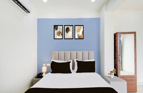 Hyderabad House | Deluxe Saka Arcade