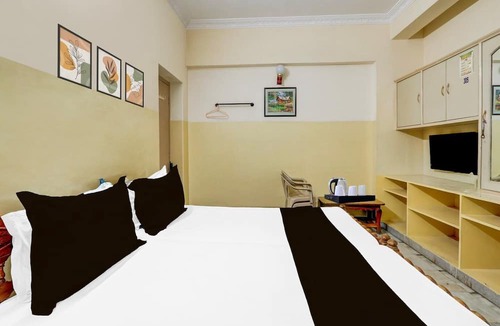 Proddatur House | Deluxe Thallam Sai Residency