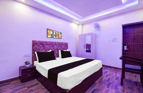 Civil Lines House | Deluxehotel Niraant