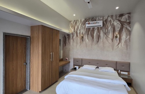 Ahmadpur Resort | Vrindavan Residency