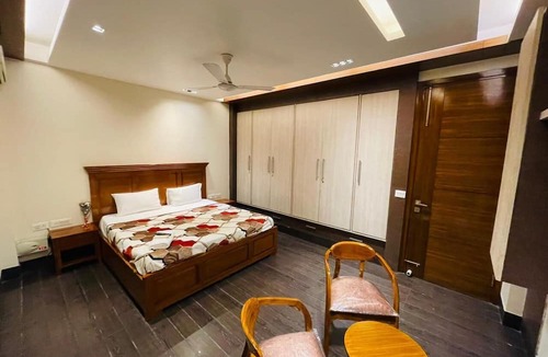 Saket Apartment | Fortune Home Service Apartment 4Bhk D163