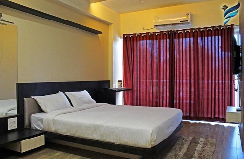 Wai Hotel | Hotel Srushti Regency
