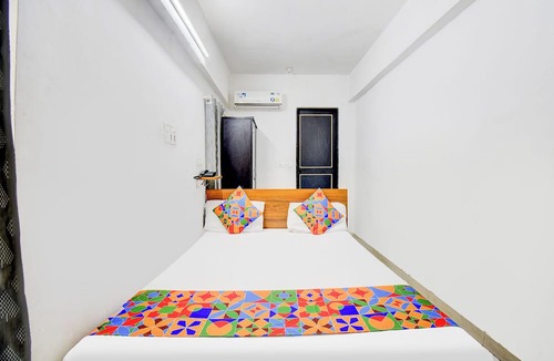 Warje Hotel | Fabhotel Sai Executive