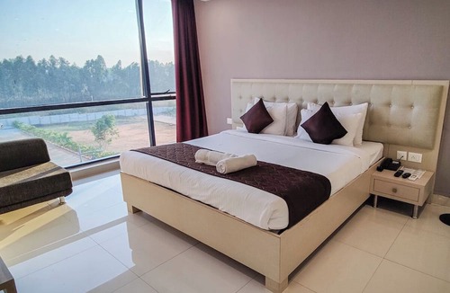 Kodalagurki Hotel | White Mist by NAVA