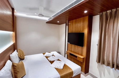 Kanchipuram Hotel | THE PARADISE PLATINUM