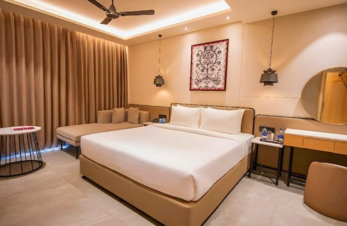 Visakhapatnam Hotel | 7 Apple Hotel Vizag