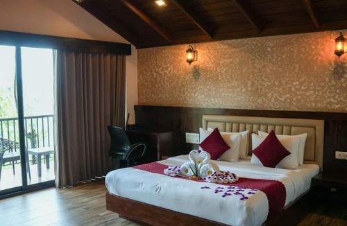Vayittiri Hotel | Silver Oak Resort Wayanad
