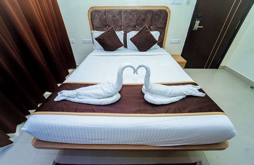 Miyapur Hotel | Ravila Grand Hotel