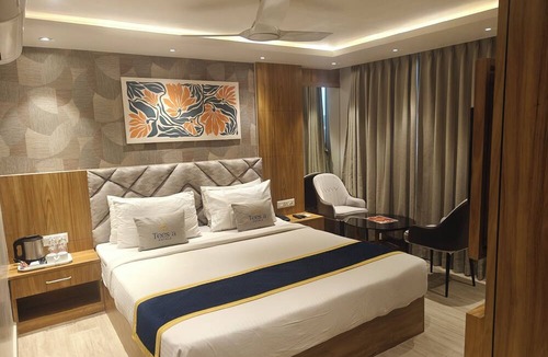 Chinar Park Hotel | Hotel Teesta Stays Kolkata