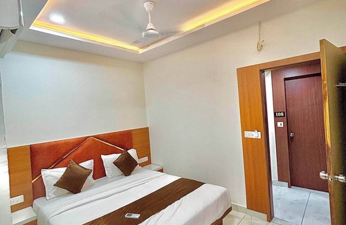 Bhat Hotel | Hotel Regal