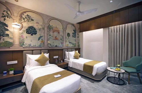 Dwarka Hotel | Grand Continent Dwarka