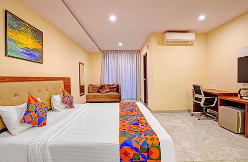 Bommasandra Hotel | FabHotel Millennials - Jigani