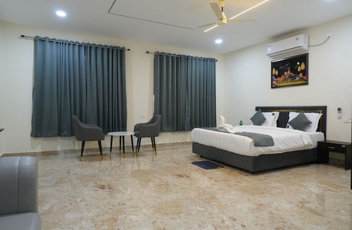 Manikonda Hotel | Madhura Banquet Halls & Luxury Rooms