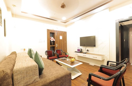 Jeypore Hotel | Balkrishna Palace