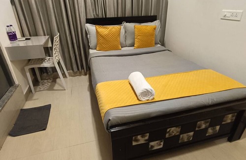 Kondapur Hotel | Yellow Bells Signature