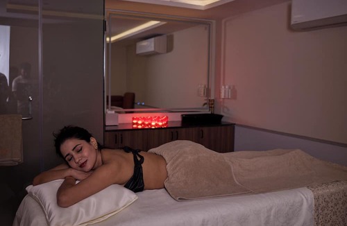 Vile Parle East Hotel | ICONIQA - The Lifestyle Hotel of Mumbai