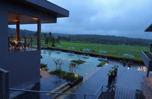 Sulthan Bathery Bed & Breakfast | Saptha Resort and spa